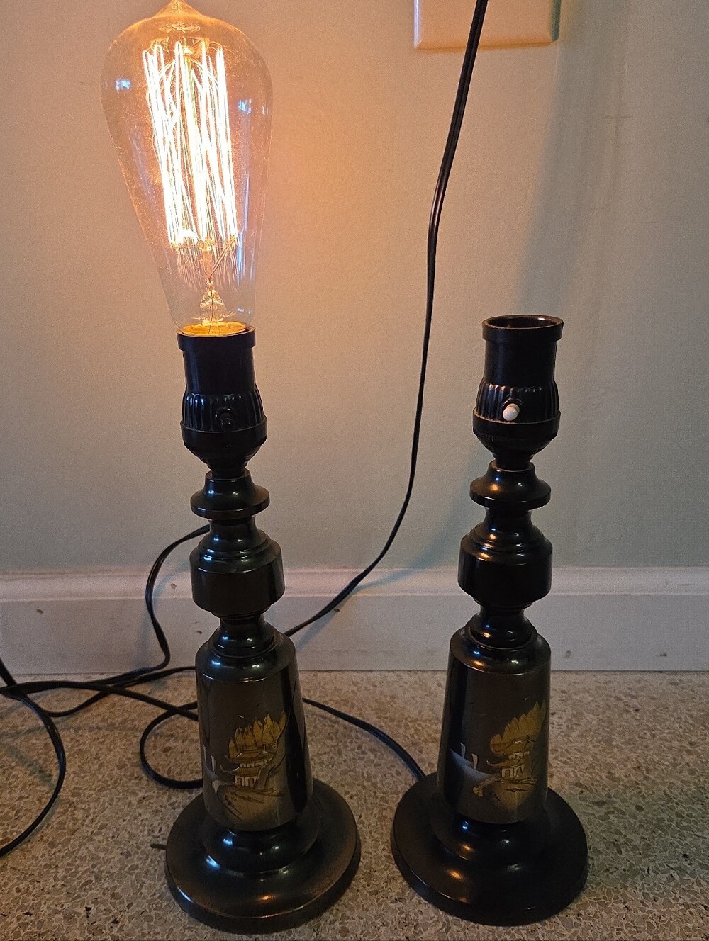 Vintage MCM Japanese Metal Hand-etched Bronze Table Lamp Pair Asian 12 In